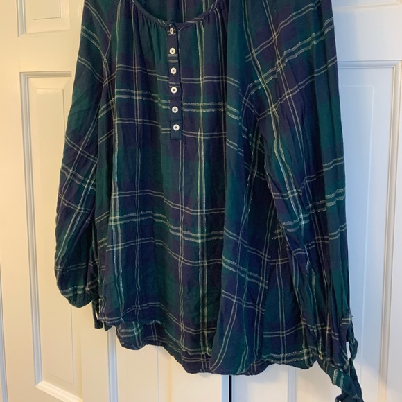 Blue and Green plaid top - Picture 3 of 6